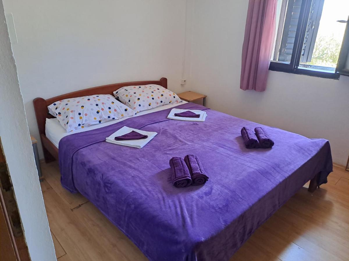 Robinzon House Pia Villa Banj Екстериор снимка